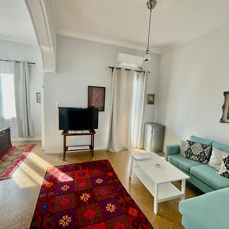 A Litte Taste Of Home Guest House Athene Buitenkant foto