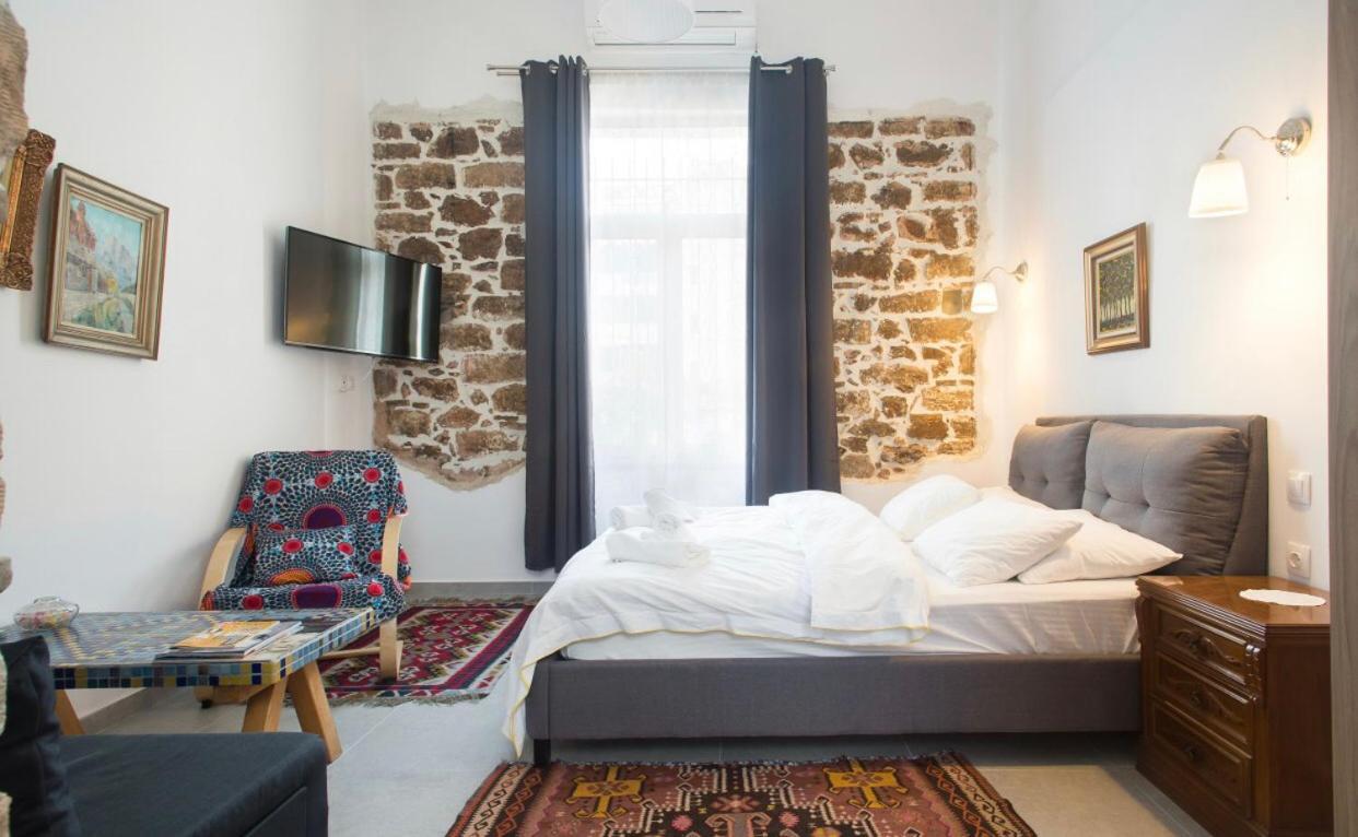 A Litte Taste Of Home Guest House Athene Buitenkant foto